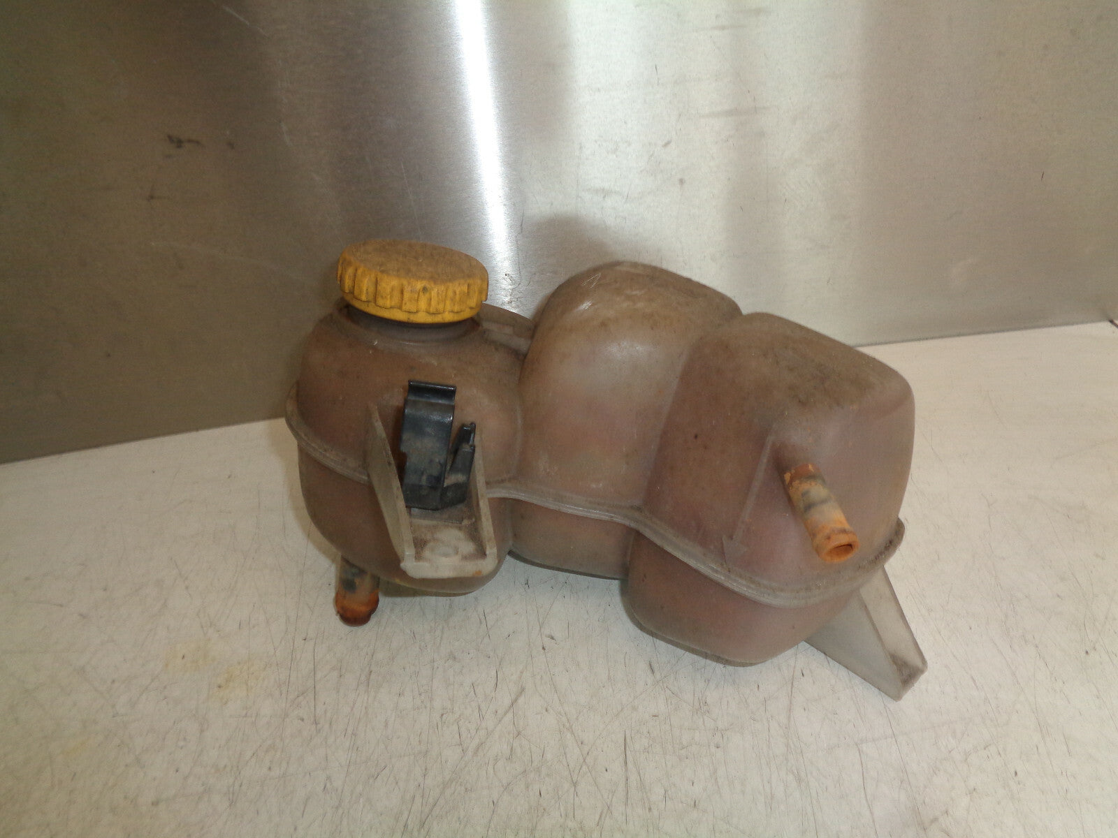 VAUXHALL ASTRA F MK3 1.6 RADIATOR COOLANT TANK RESERVOIR 90351852