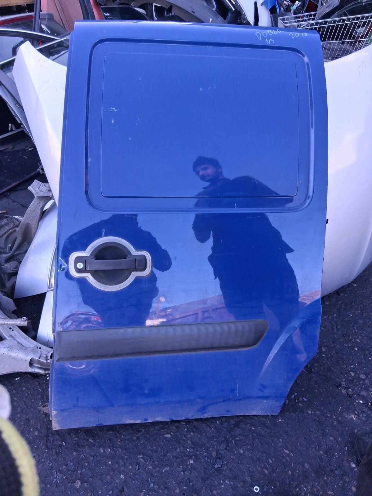2010 FIAT DOBLO MK1 NS PASSENGERR SIDE LEFT COMPLETE SLIDING DOOR BLUE