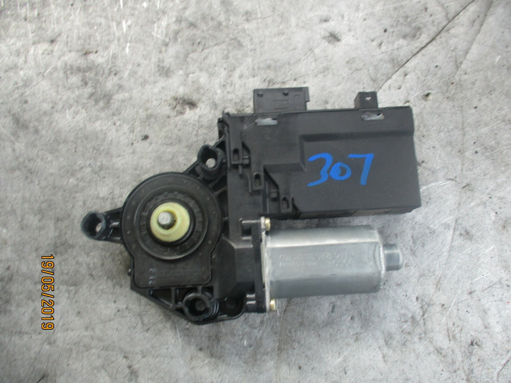 PEUGEOT 307 MK1 OSF DRIVER SIDE FRONT WINDOW MOTOR 9637130680