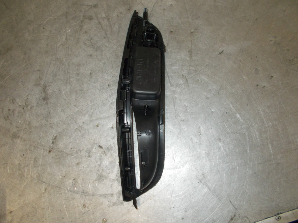 FORD FOCUS 2017 MK3 NSF PASSENGER SIDE FRONT WINDOW SWITCH BM51A240A41ADW