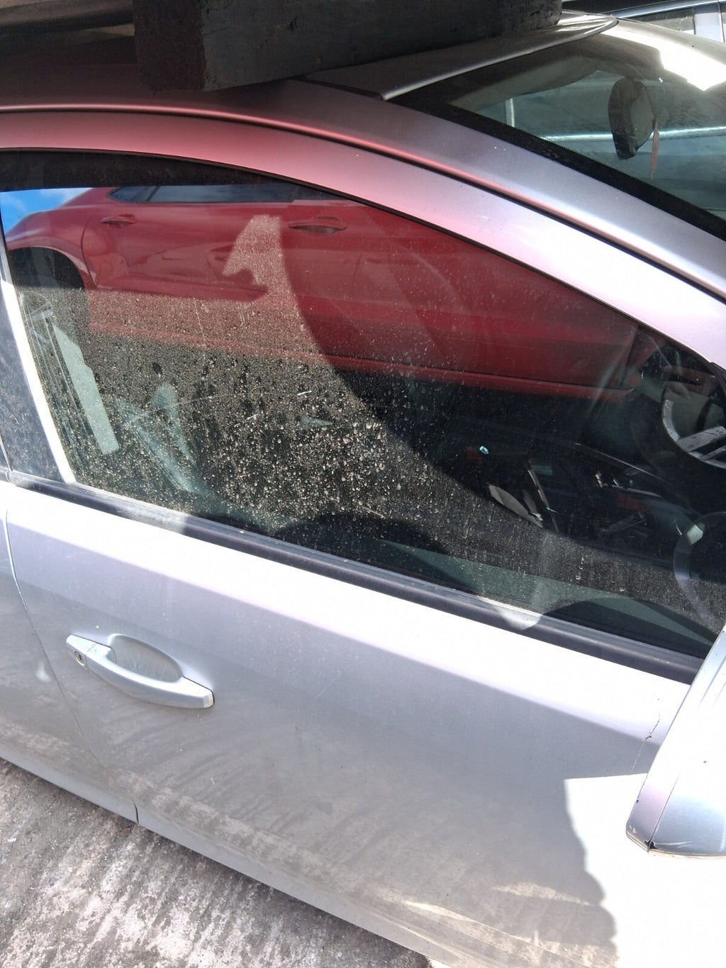 2009 VAUXHALL CORSA D OSF DRIVER SIDE FRONT COMPLETE DOOR STAR SILVER III Z157