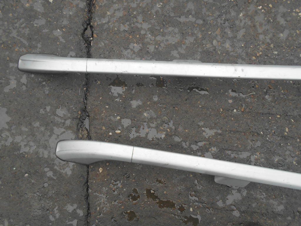 RENAULT LAGUNA ESTATE MK2 2004 ROOF RACK BARS