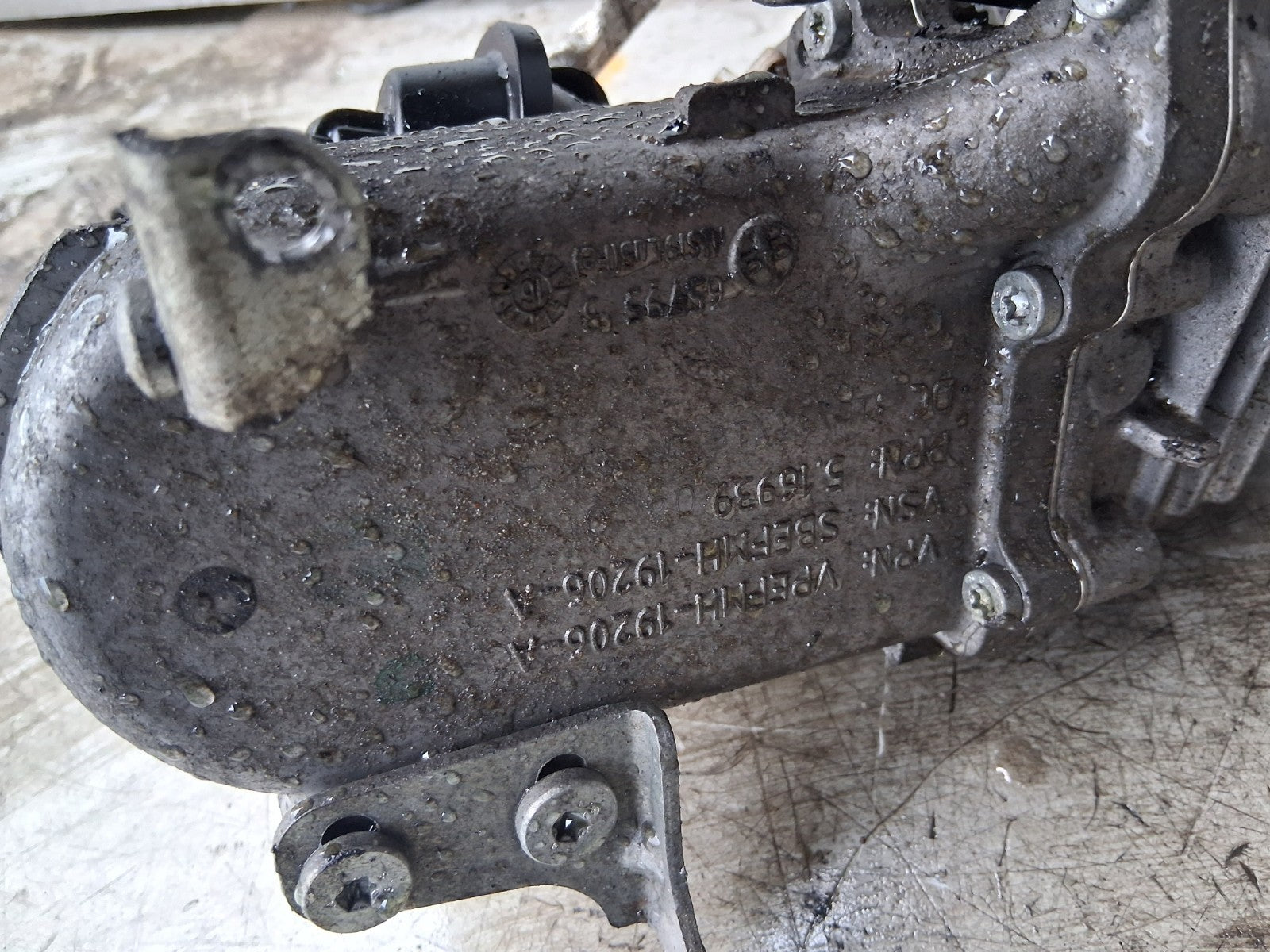 2021 FORD TRANSIT 350 MK8 2.0 DIESEL EGR VALVE WITH COOLANT PIPE 516939