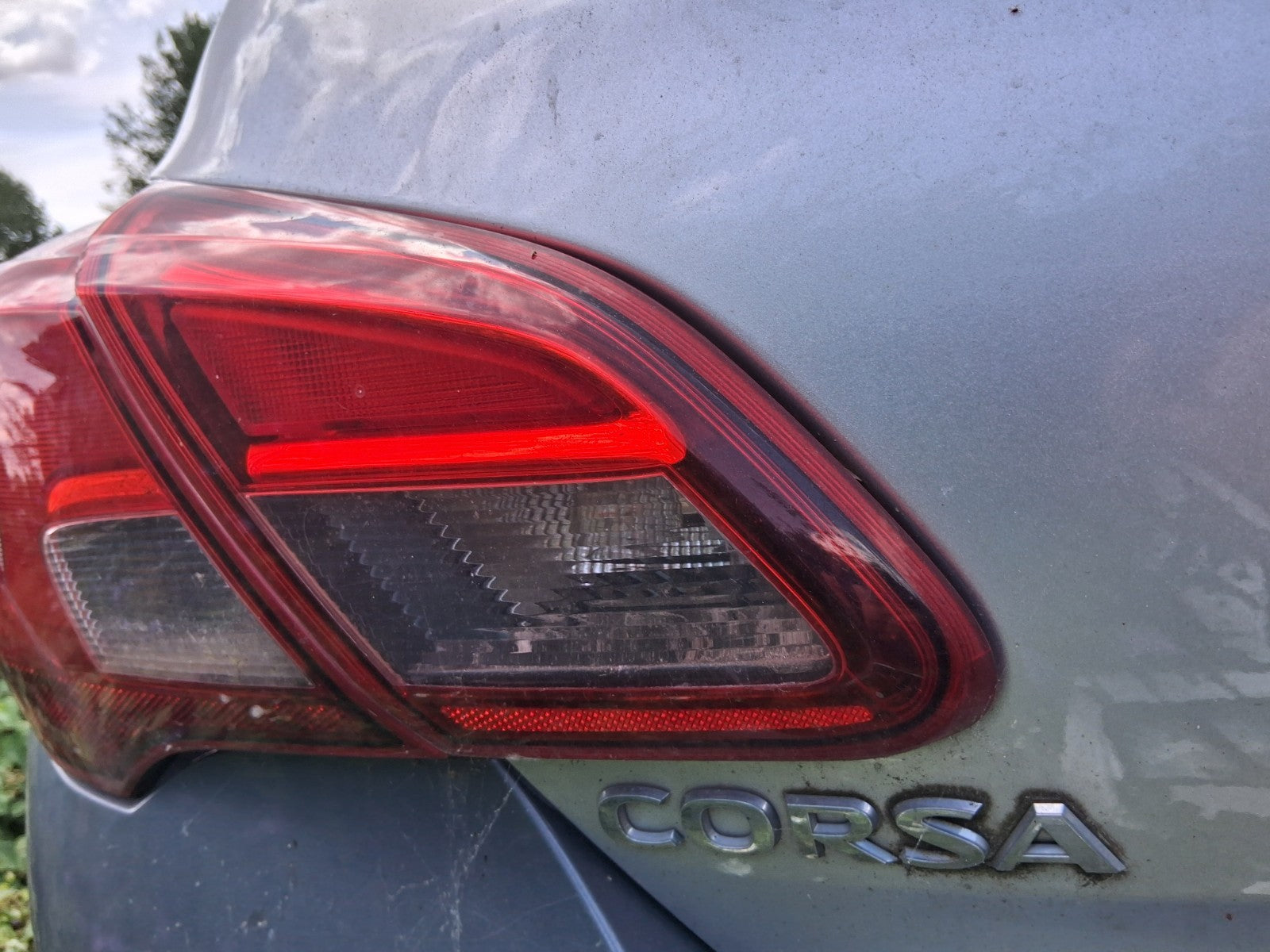 2017 VAUXHALL CORSA E 3 DOOR NSR PASSENGER SIDE REAR RIGHT INNER TAIL LIGHT