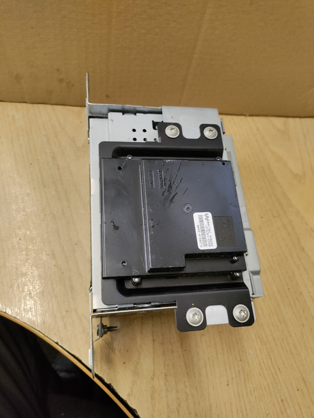 2009 JAGUAR XF X250 MULTIMEDIA CD PLAYER HEAD UNIT 7G9N18C815TA