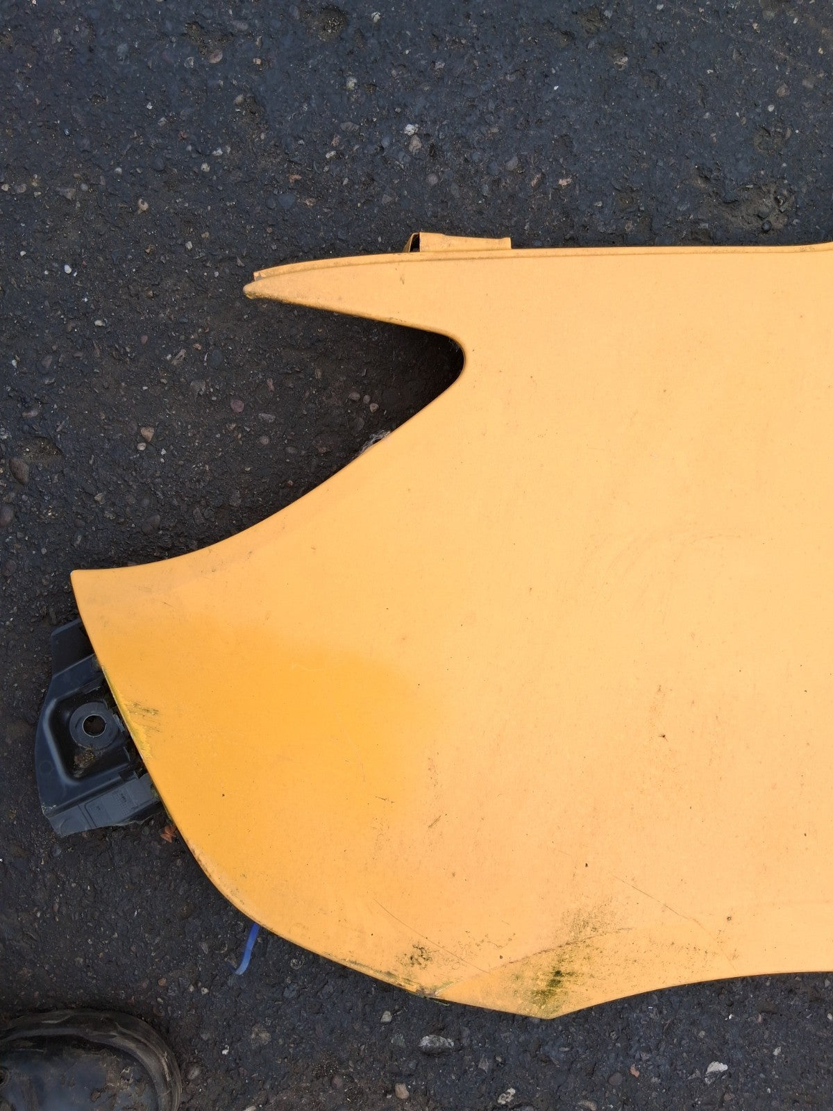 2019 MERCEDES SPRINTER W907 NSF PASSENGER SIDE FRONT LEFT WING PANEL ORANGE
