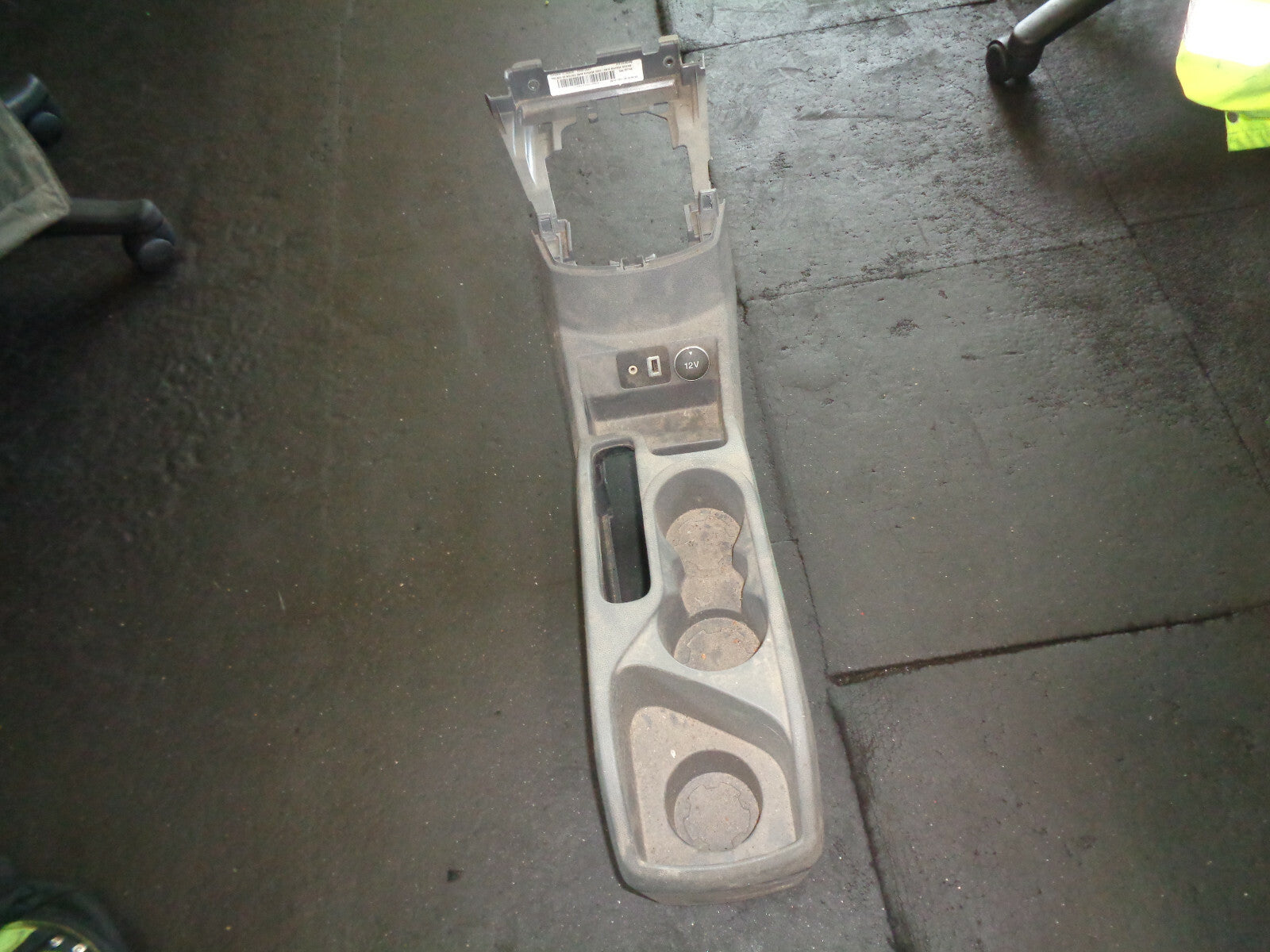 FORD ECOSPORT MK2 2018 COMPLETE CENTER CONSOLE PLASTIC CN15A045B54