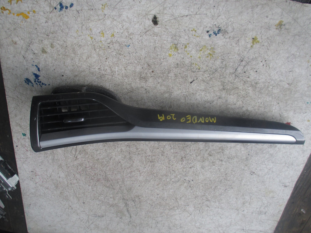 FORD MONDEO MK5 2019 DASHBOARD AIR VENT GRILL TRIM LEFT PASSENGER SIDE