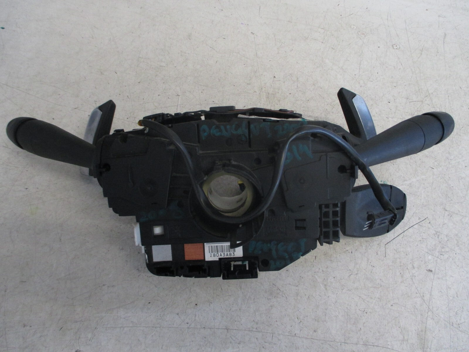 PEUGEOT 308 COMBINATION SWITCH INDICATOR LIGHTS WIPER STALKS SQUIB 96756731ZD