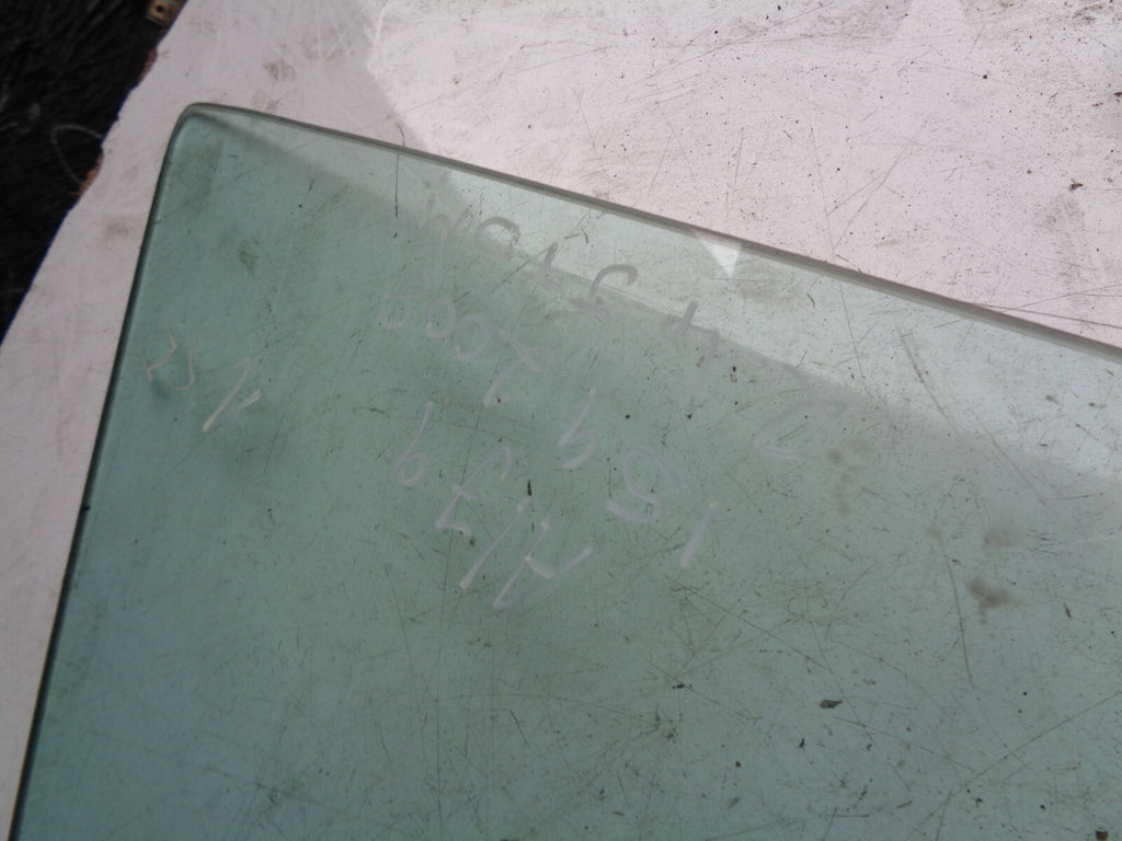 ALFA ROMEO 159 2004-11 NSF PASSENGER SIDE FRONT DOOR WINDOW GLASS