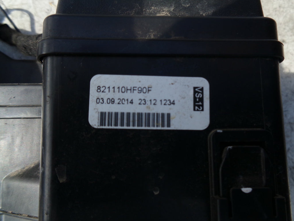 PEUGEOT 108 2014 1.0 PETROL HATCHBACK FUSE RELAY BOX 821110HF90F