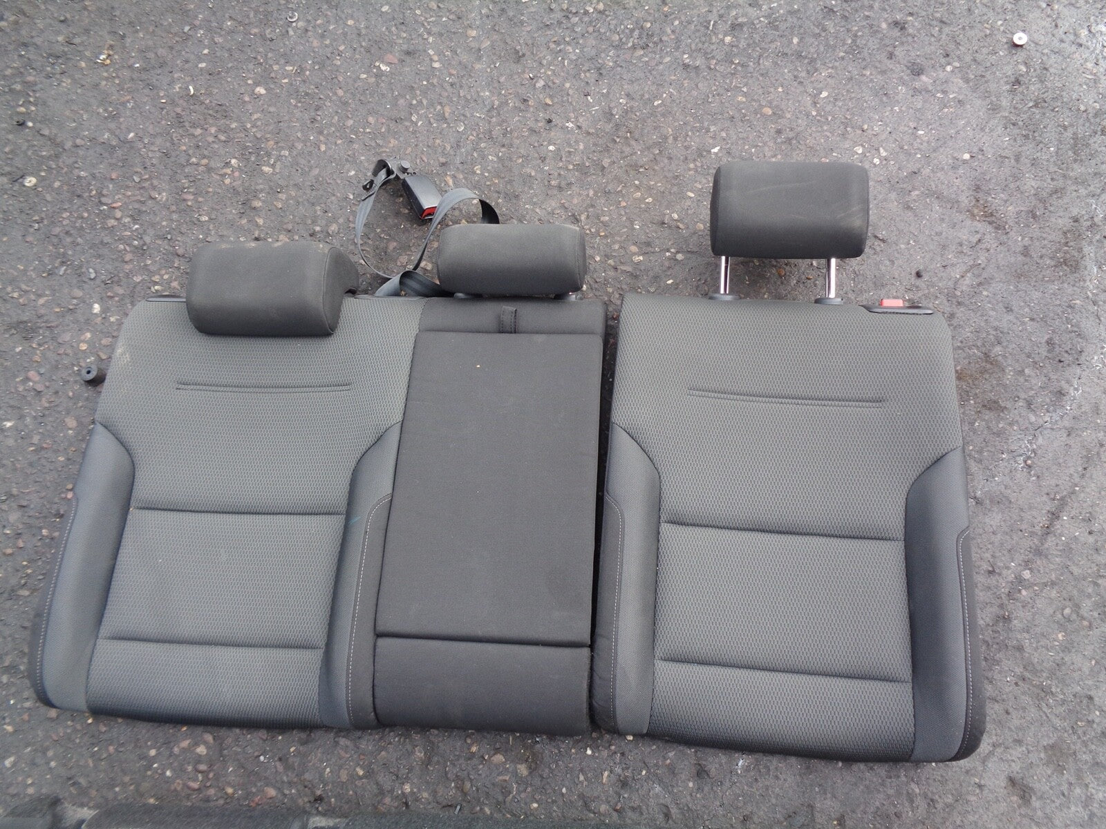 VW VOLKSWAGEN GOLF MK7 2015 COMPLETE FRONT AND REAR INTERIOR SEATS
