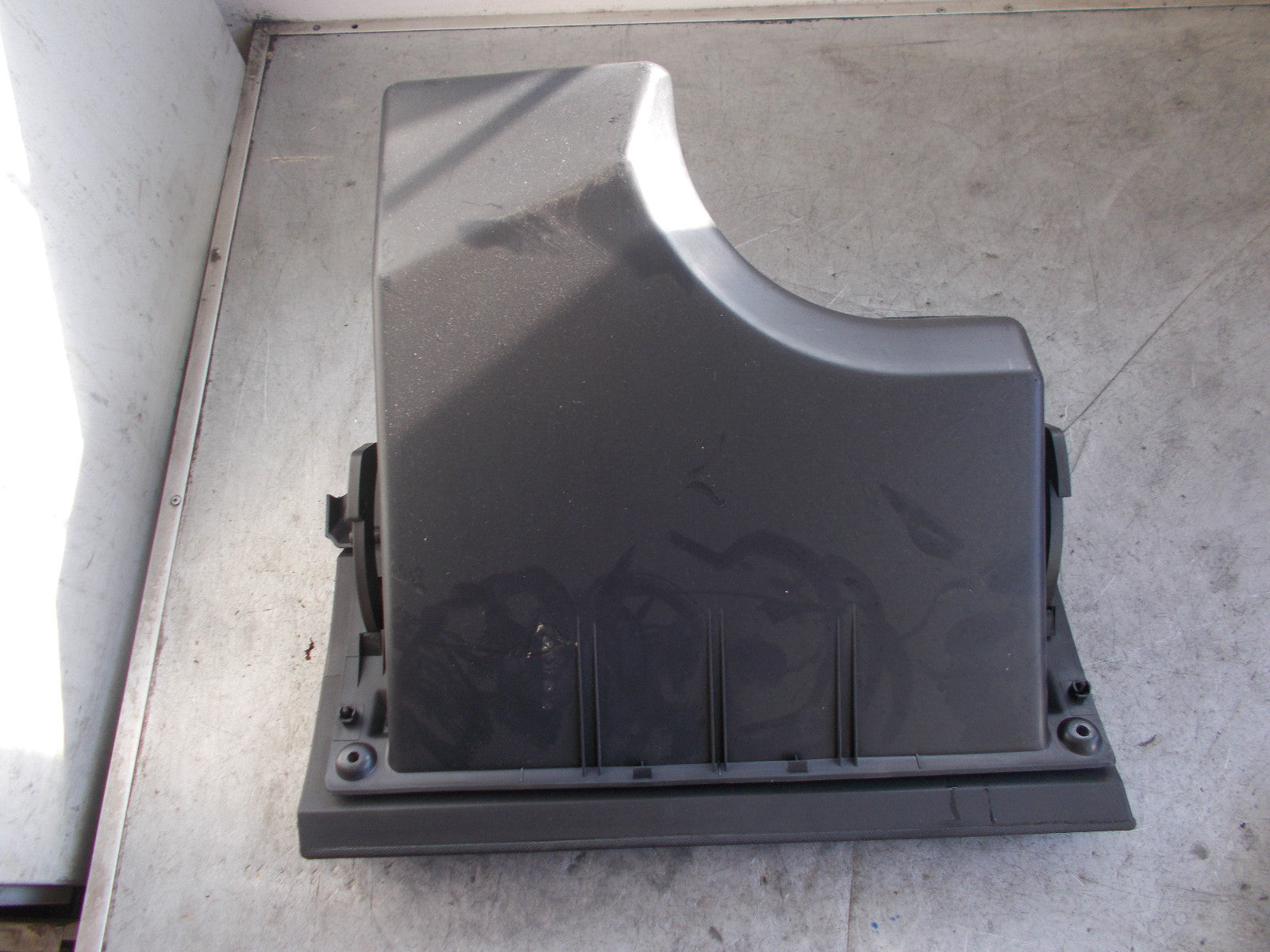 VAUXHALL CORSA C 2002 GLOVE BOX COMPARTMENT 09114404