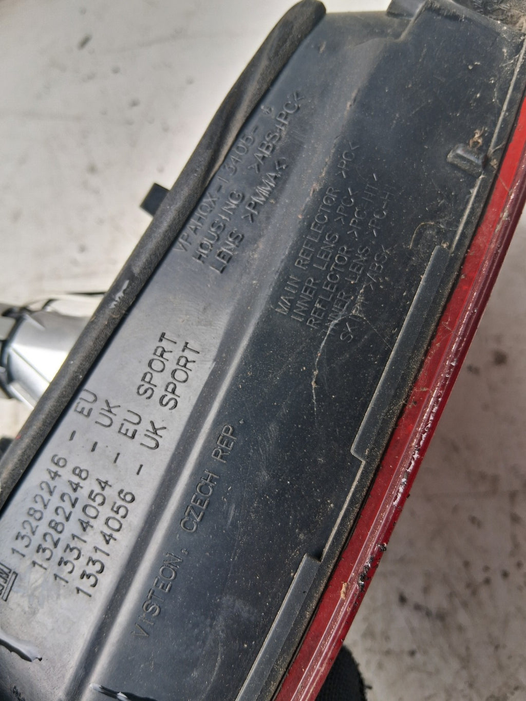 VAUXHALL ASTRA J 2013 OSR REAR OFF DRIVER SIDE TAIL LIGHT 366900804