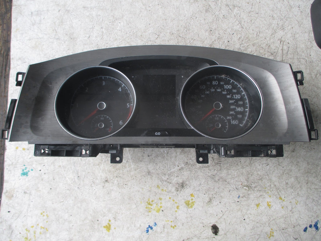 VW VOLKSWAGEN GOLF MK7 2017 1.6 DIESEL SPEEDOMETER INSTRUMENT CLOCK 5G1920941B