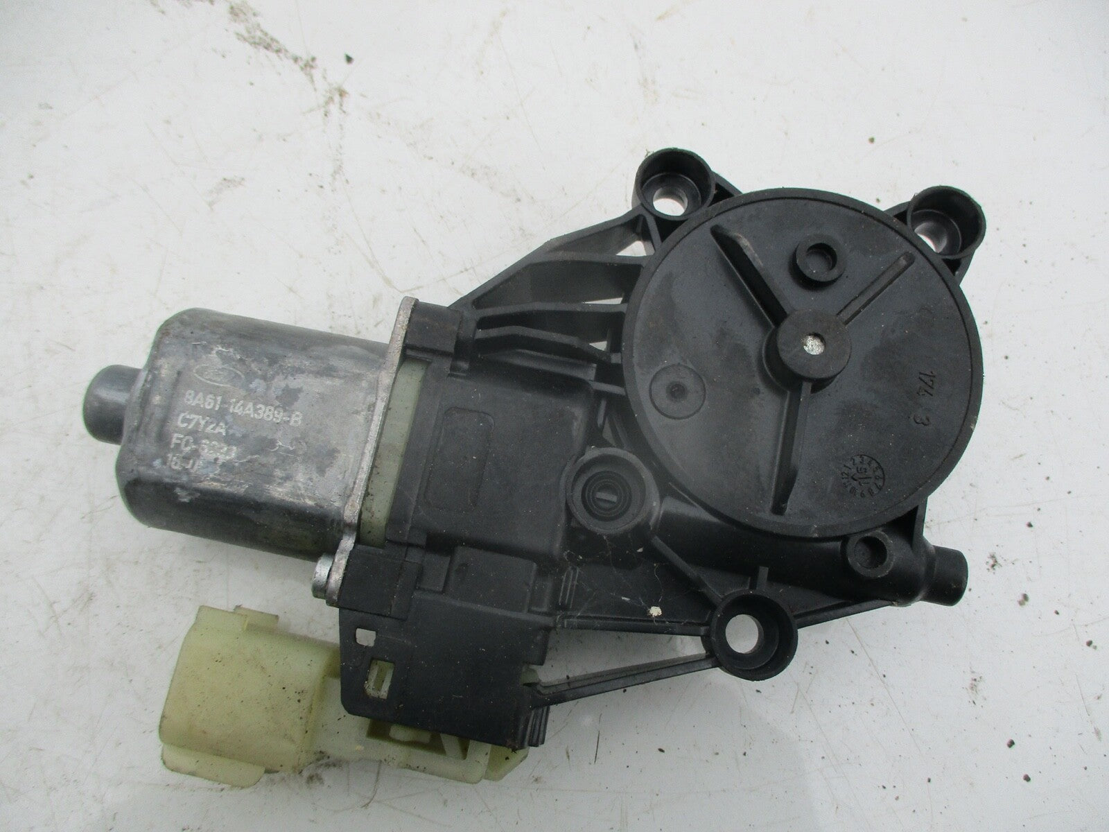 FORD FIESTA MK7 2011 NSF PASSENGER FRONT WINDOW REGULATOR MOTOR 8A6114A389B