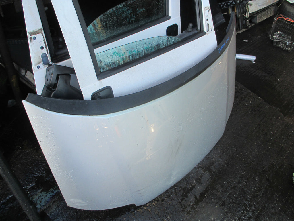 VW VOLKSWAGEN SHARAN 2006 FRONT COMPLETE BONNET HOOD SILVER