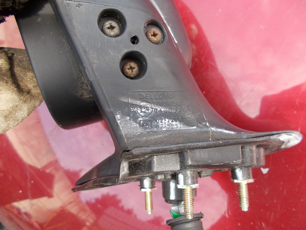 PROTON GENERATION 2 OS/ DRIVER SIDE WING MIRROR 012030