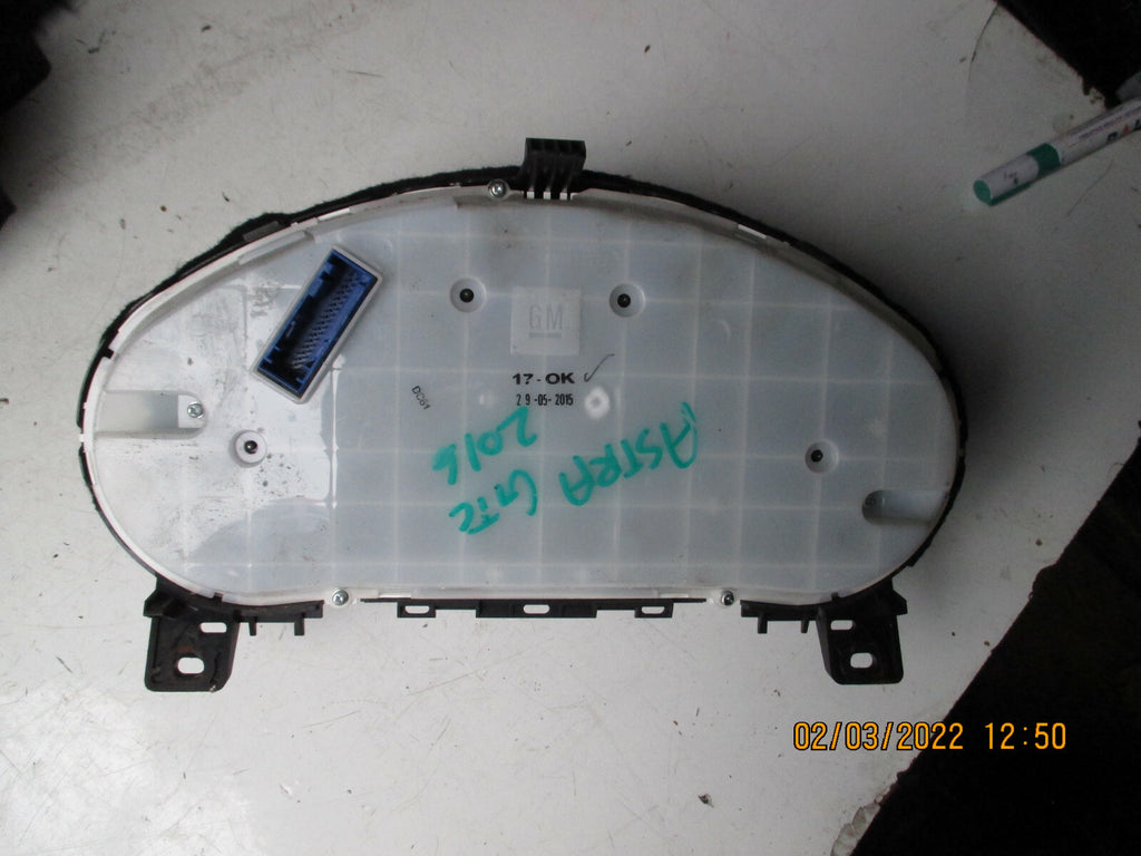 VAUXHALL ASTRA GTC 2016 1.4 PETROL SPEEDO INSTRUMENT CLUSTER 13460588 BA1X