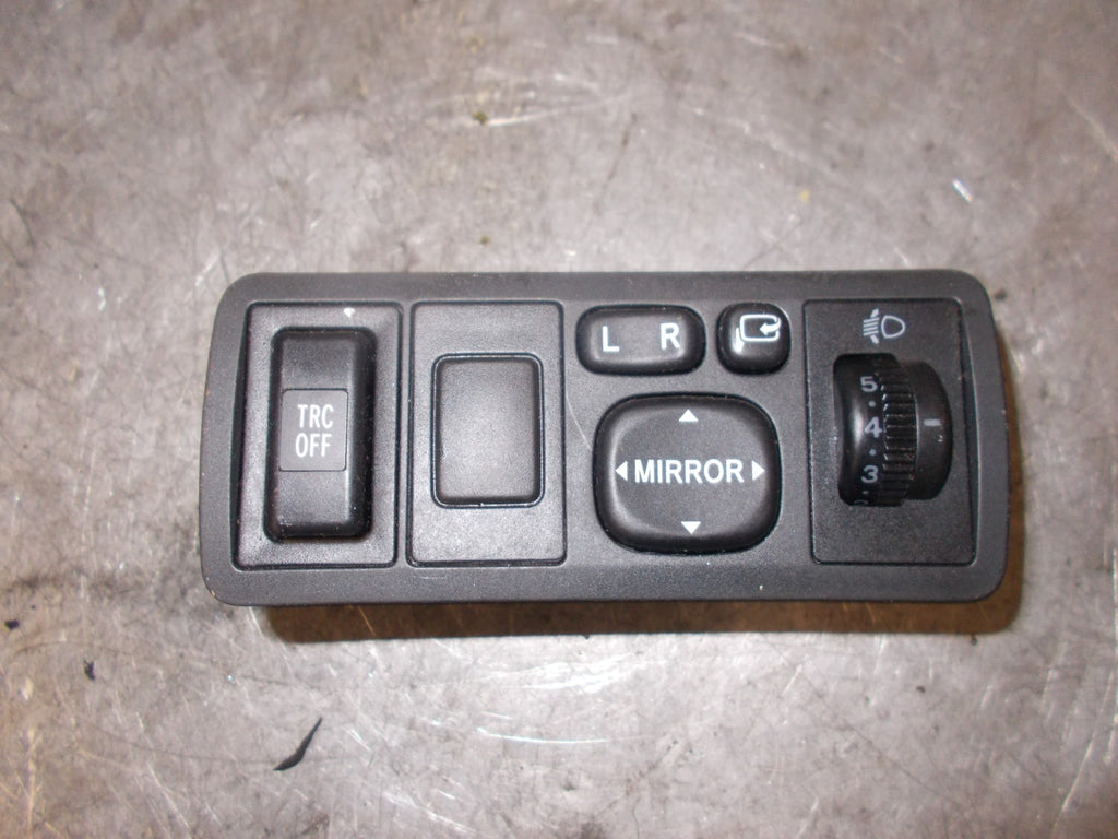 TOYOTA AVENSIS T250 2007 MK2 HEADLIGHT & MIRROR CONTROL SWITCHES 8415205051