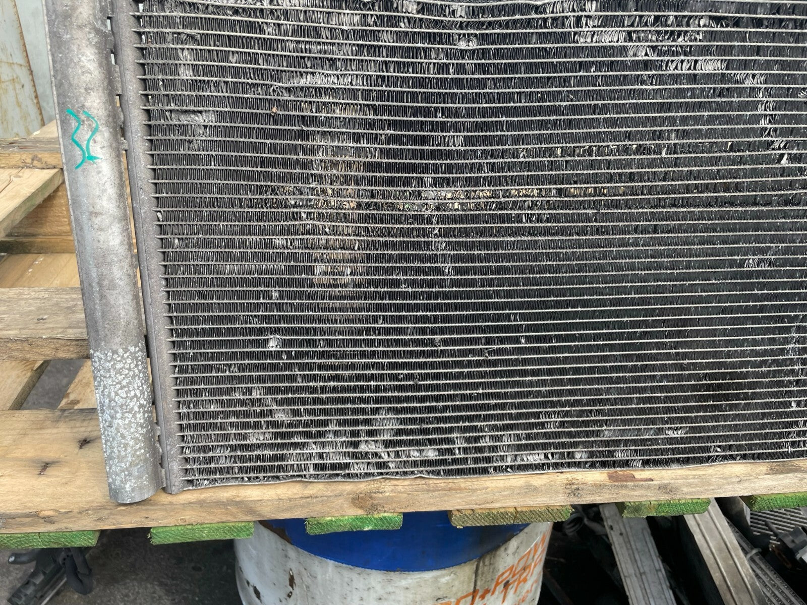 RENAULT MEGANE MK3 2013 AIR CON AC CONDENSER 921000294R R32