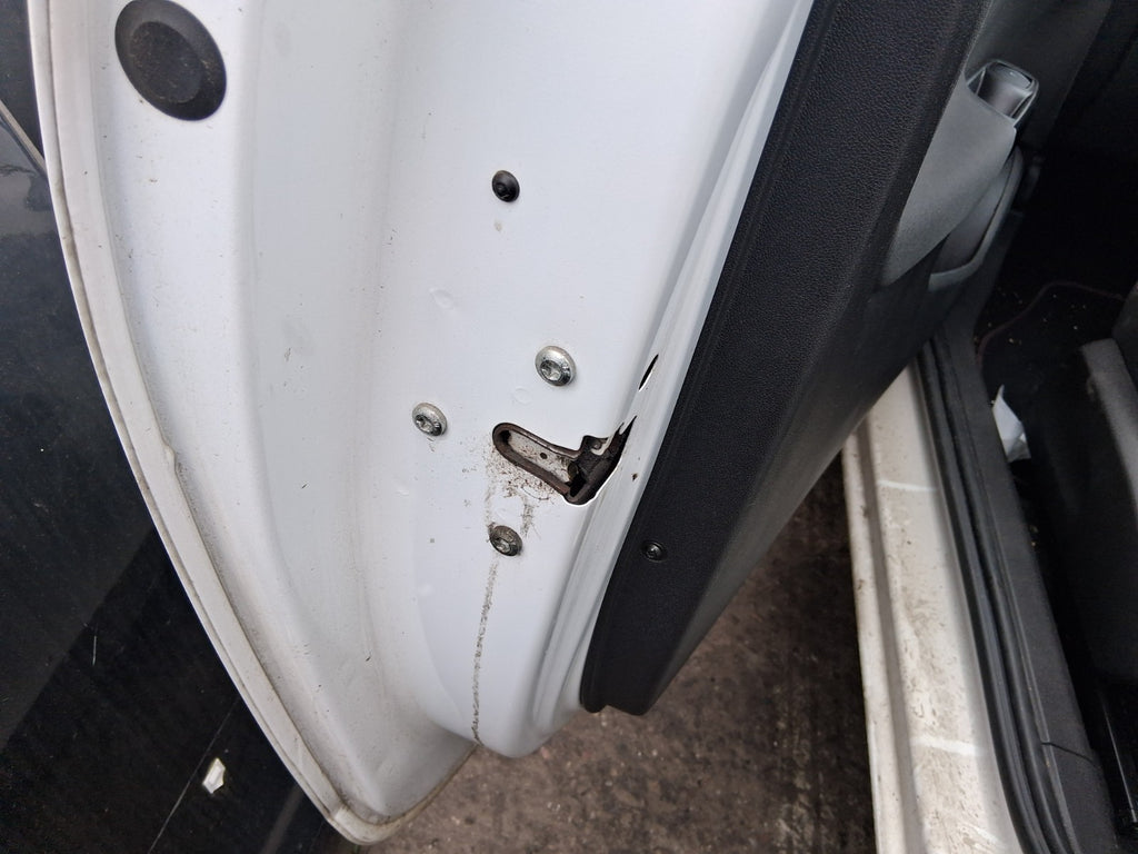 2019 VAUXHALL CORSA E 3 DOOR NS PASSENGER SIDE LEFT DOOR LOCK MECHANISM