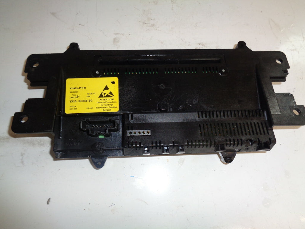 JAGUAR XF 3.0 D 2010 AUDIO MEDIA CLIMATE HEATER CONTROL 8X2318C858BG