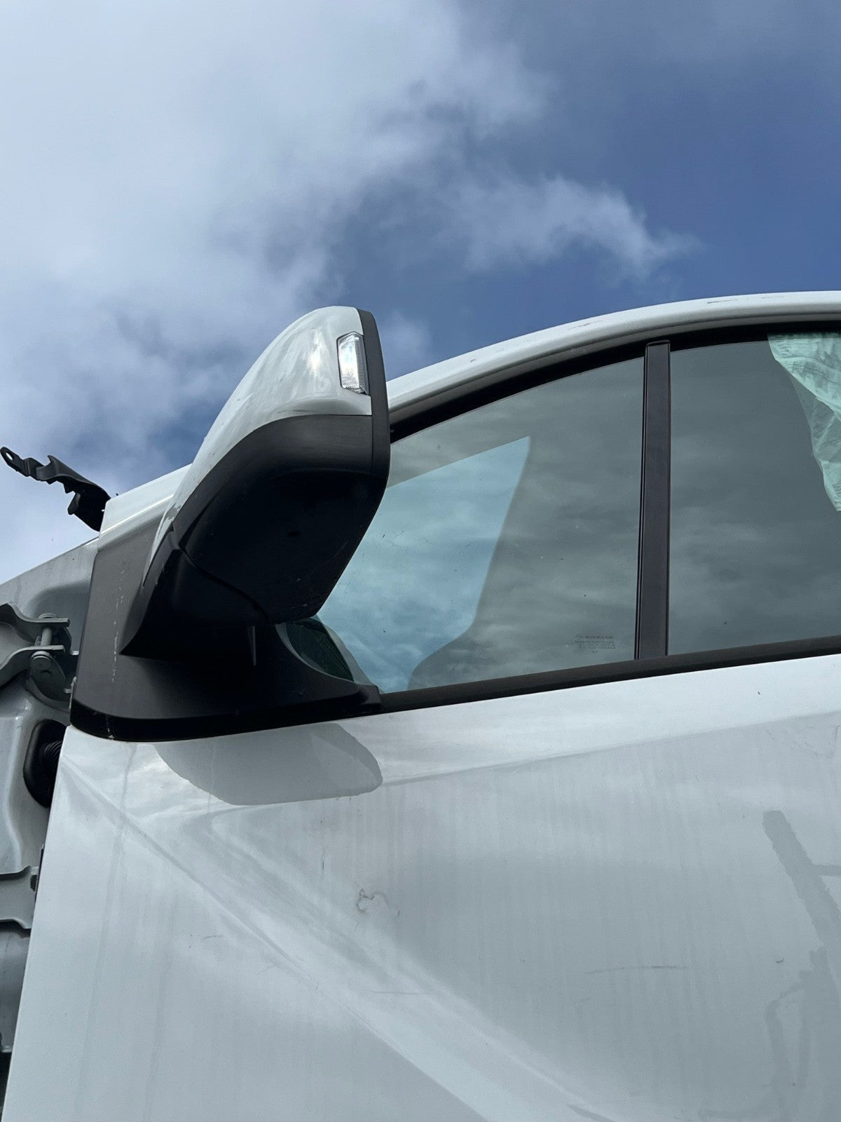 2024 RENAULT TRAFIC X82 MK3 NS PASSENGER SIDE FRONT QUARTER WINDOW GLASS