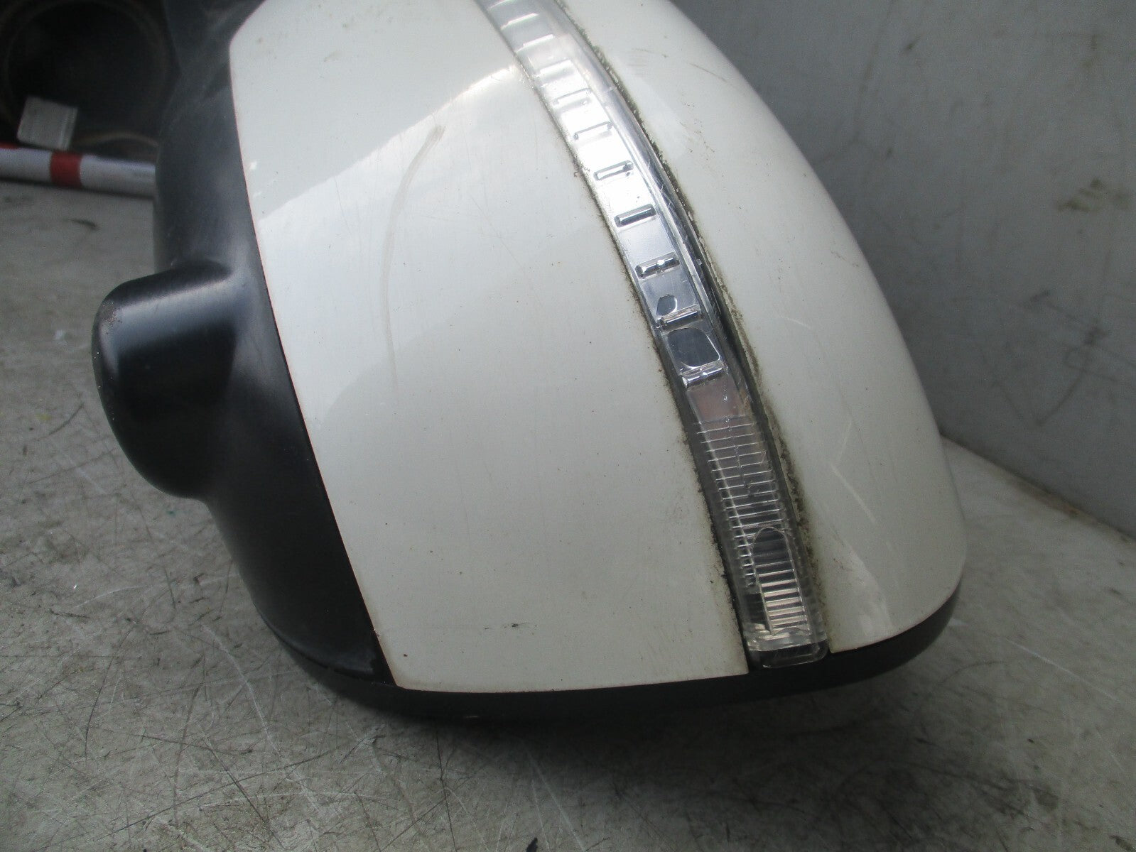 NISSAN JUKE F16 2016 NSF PASSENGER SIDE LEFT FRONT DOOR WING MIRROR WHITE