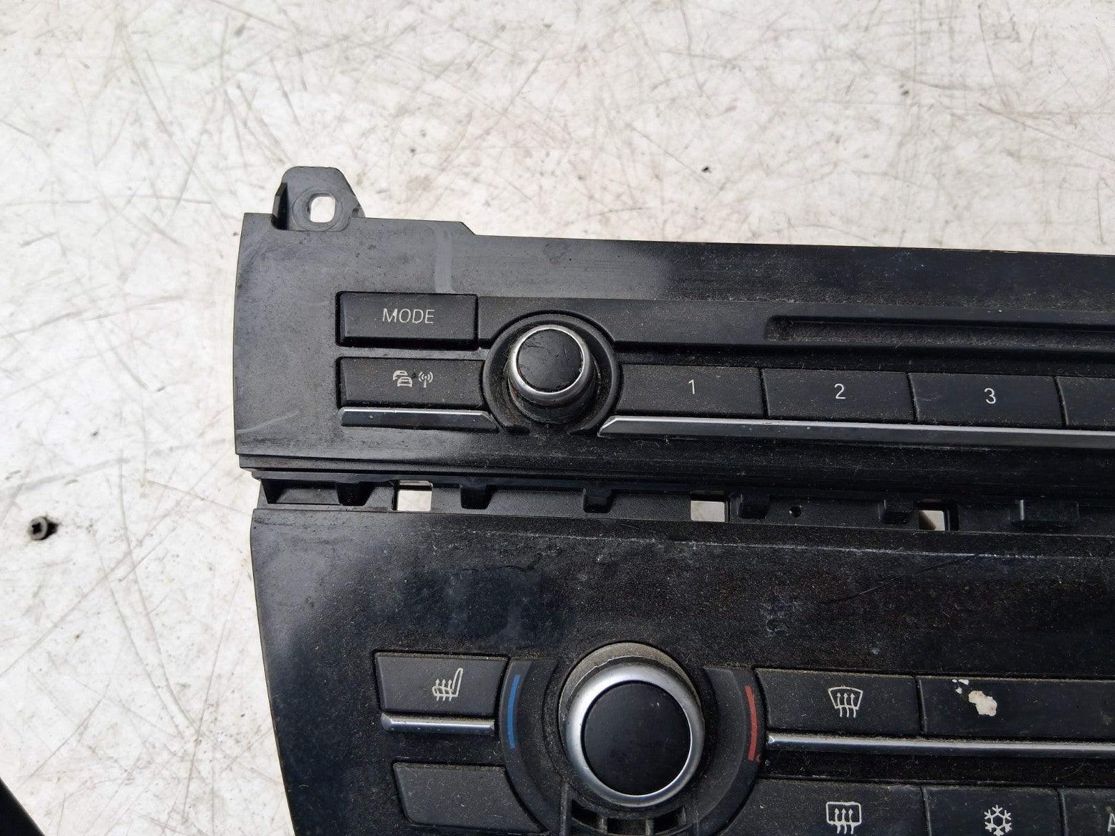 2010 BMW 5 SERIES F10 HEATER CONTROL SWITCH PANEL 9241243