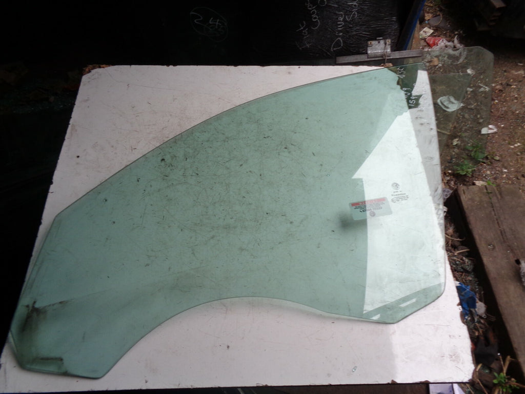 ALFA ROMEO 159 2004-11 NSF PASSENGER SIDE FRONT DOOR WINDOW GLASS