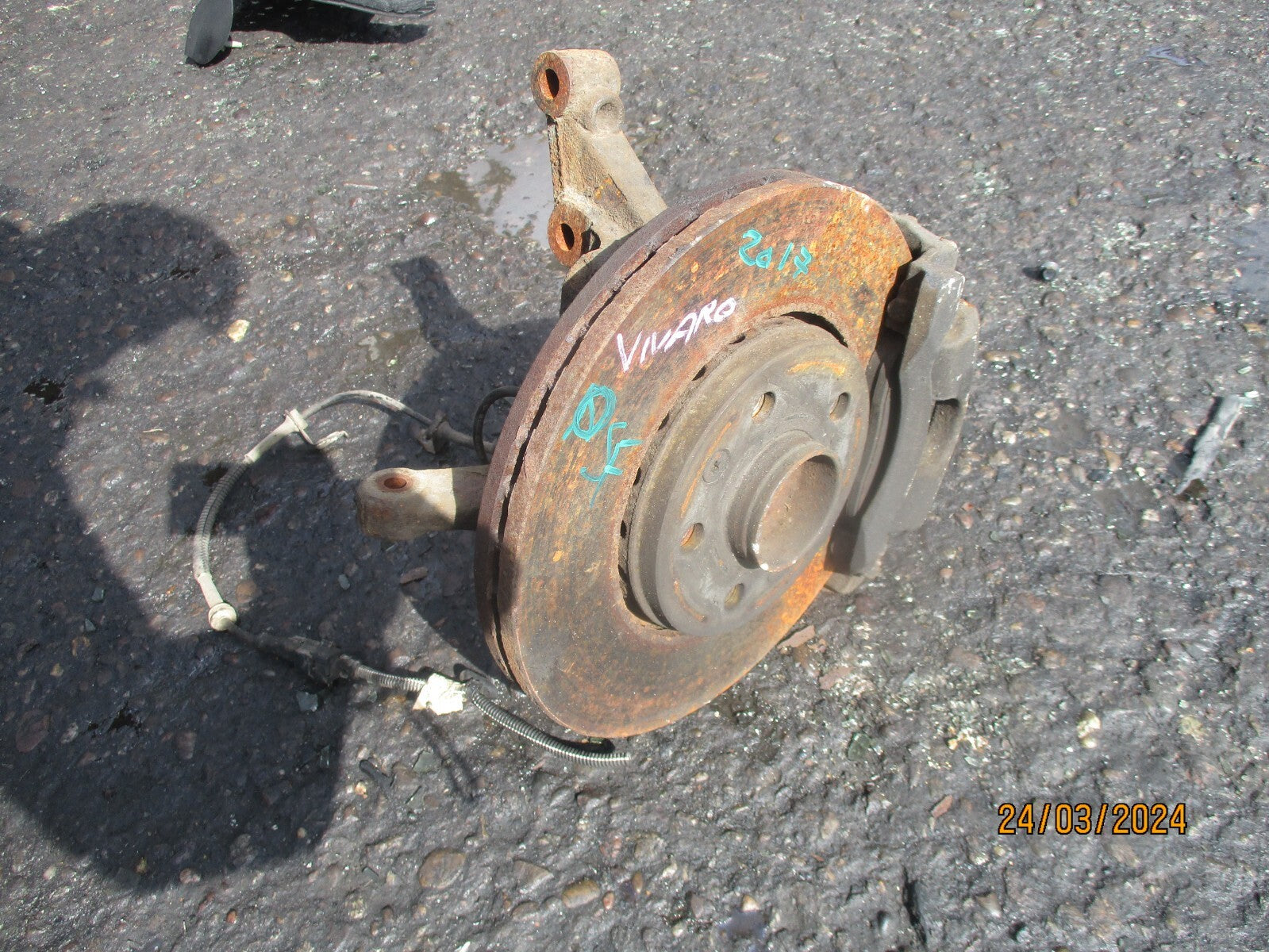 VAUXHALL VIVARO MK2 X82 2017 1.6 DIESEL OSF DRIVER SIDE FRONT WHEEL BEARING HUB