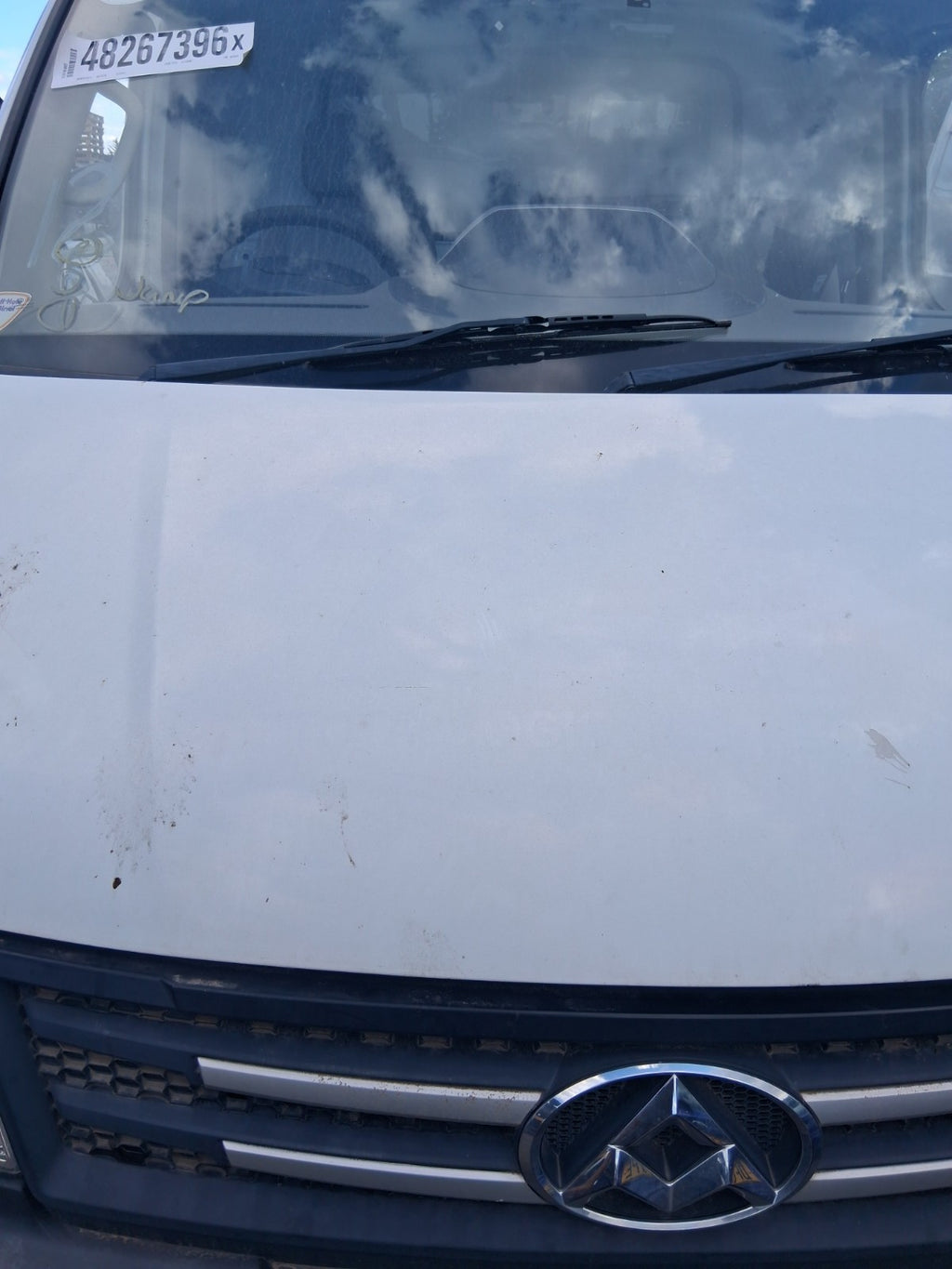 2020 SAIC LDV V80 FRONT BONNET HOOD PANEL WHITE