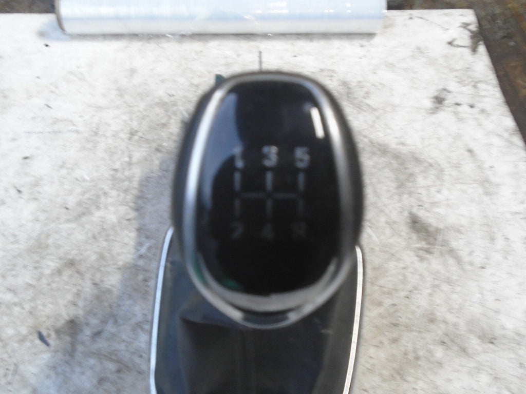 VAUXHALL VIVA 2018 MANUAL GEAR STICK LEVER 25194979