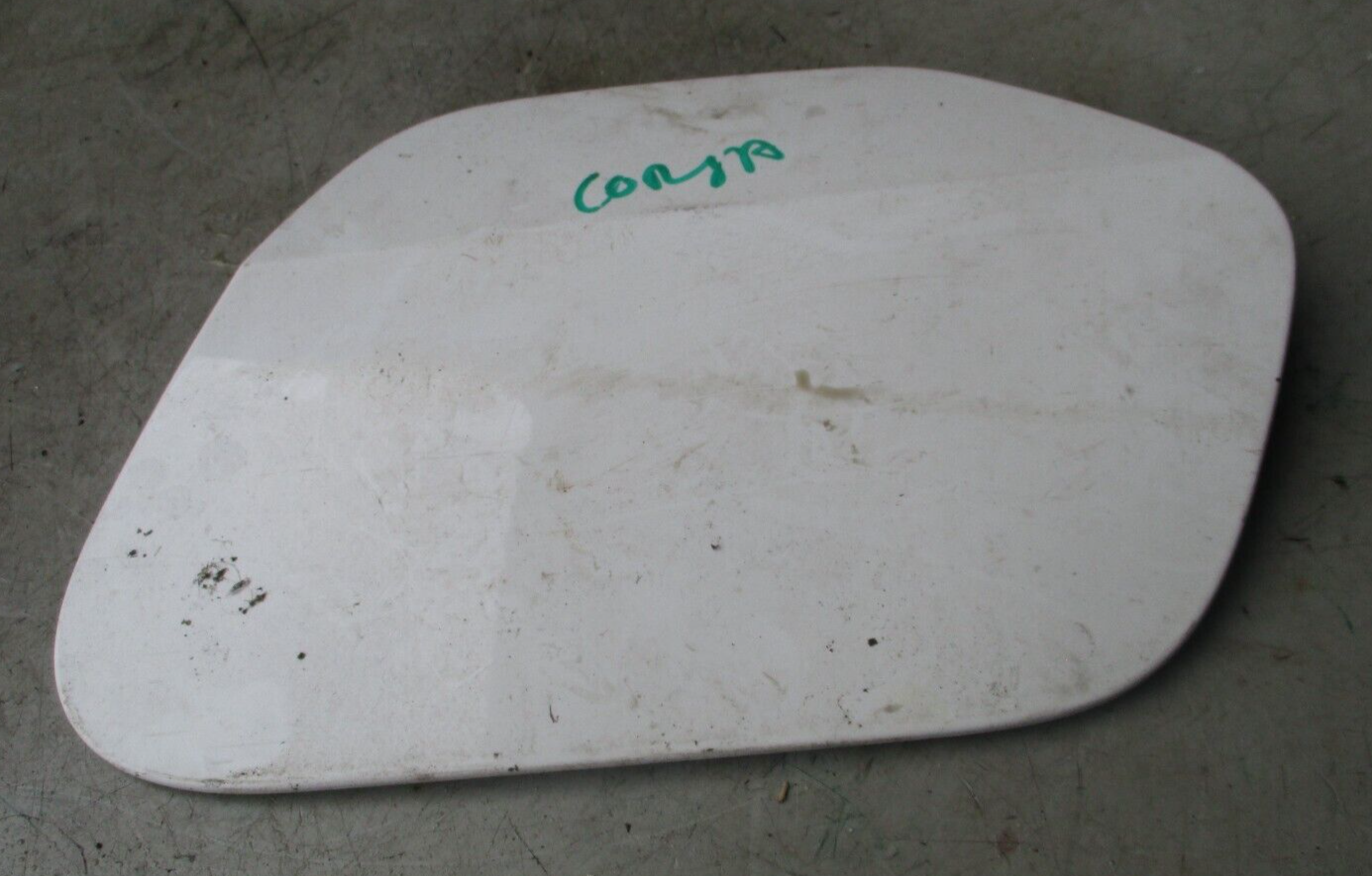 VAUXHALL CORSA F FUEL PETROL FLAP DOOR COVER WHITE 39184767