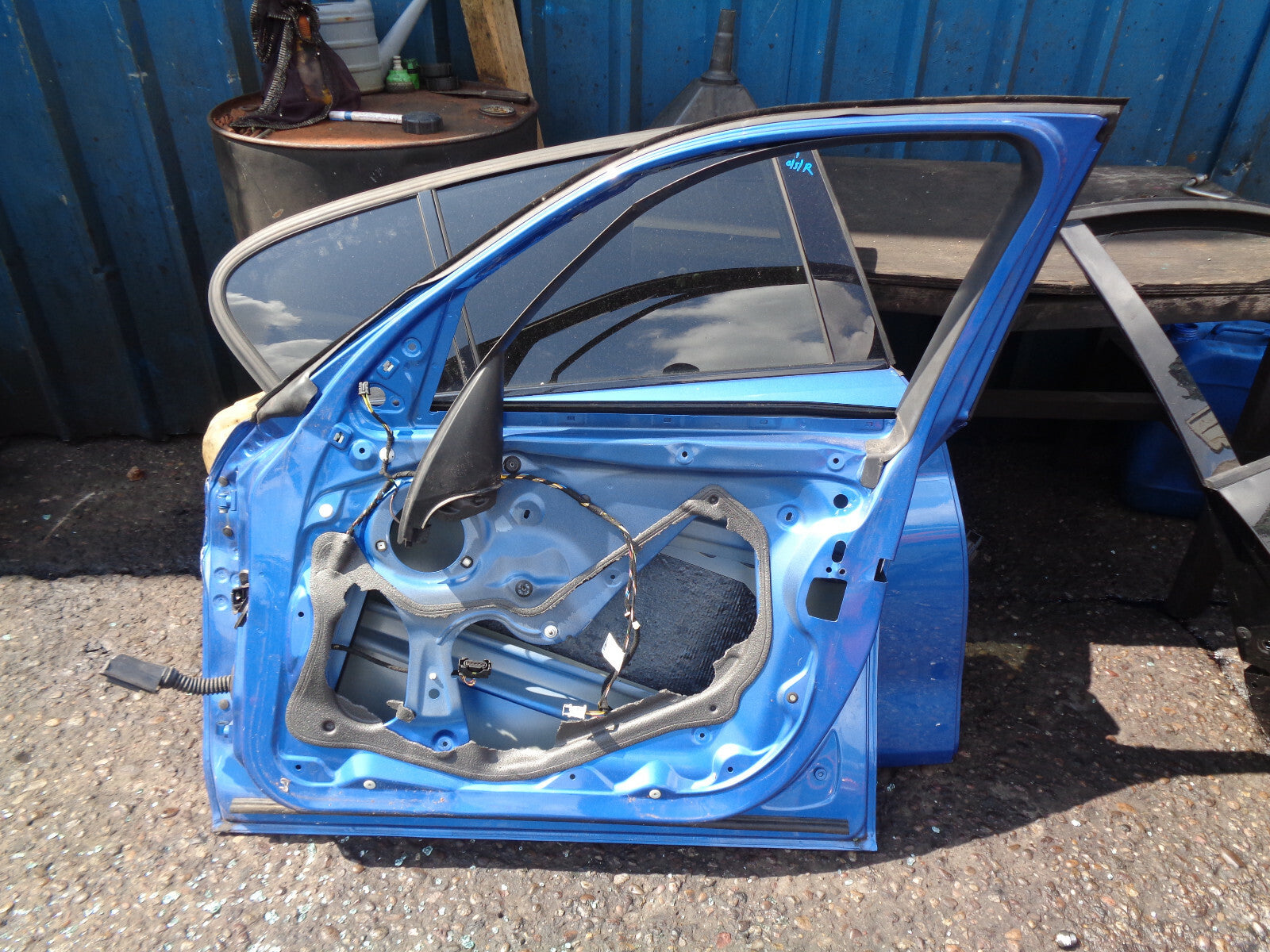 BMW 1 SERIES F20 2019 LCI FACELIFT OSF DRIVER SIDE FRONT BARE DOOR BLUE
