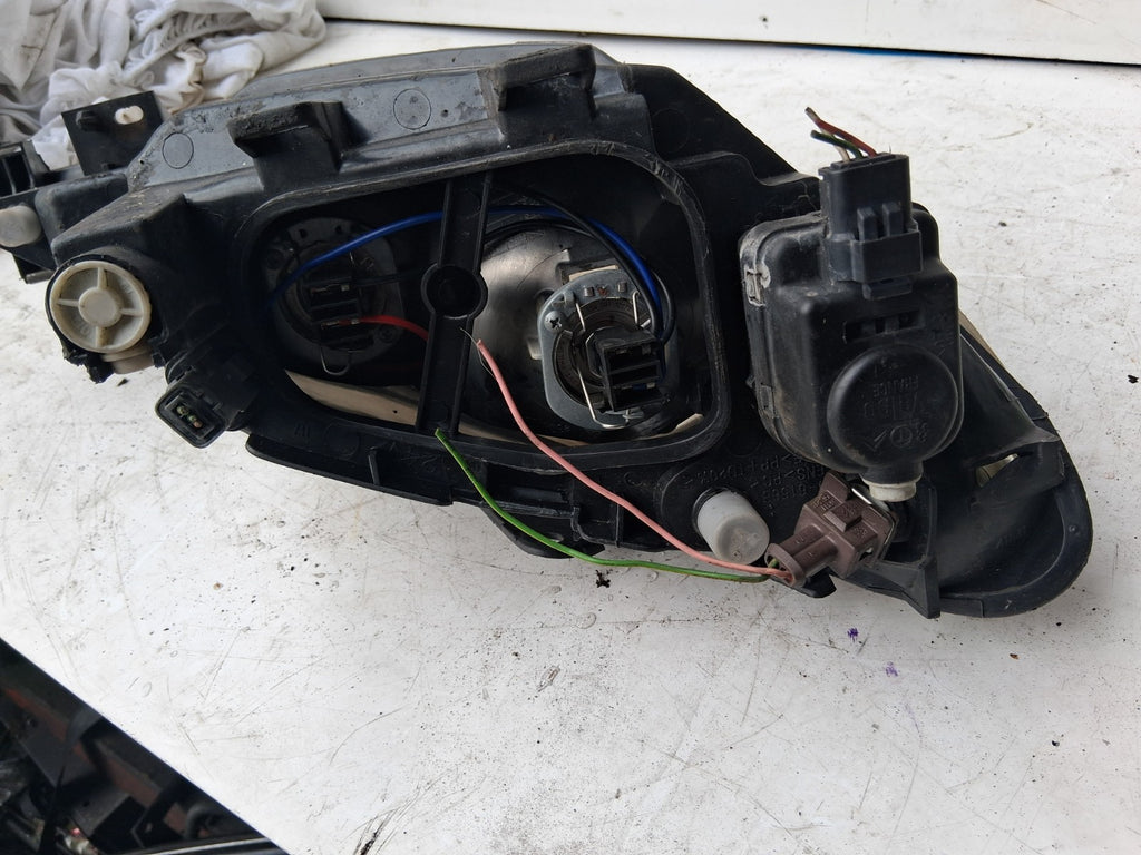2005 PEUGEOT 206 NSF PASSENGER SIDE FRONT LEFT HEADLIGHT HEADLAMP 9630869680