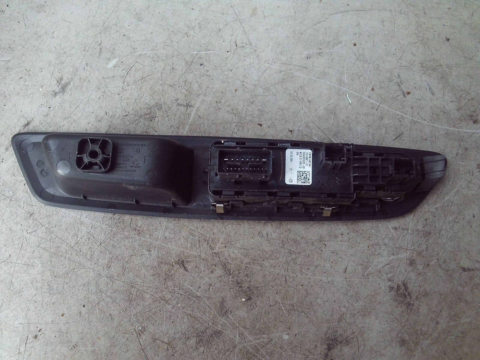 2021 CITROEN C4 MK3 OSF DRIVER SIDE FRONT DOOR WINDOW SWITCH CONTROL 98349233ZD