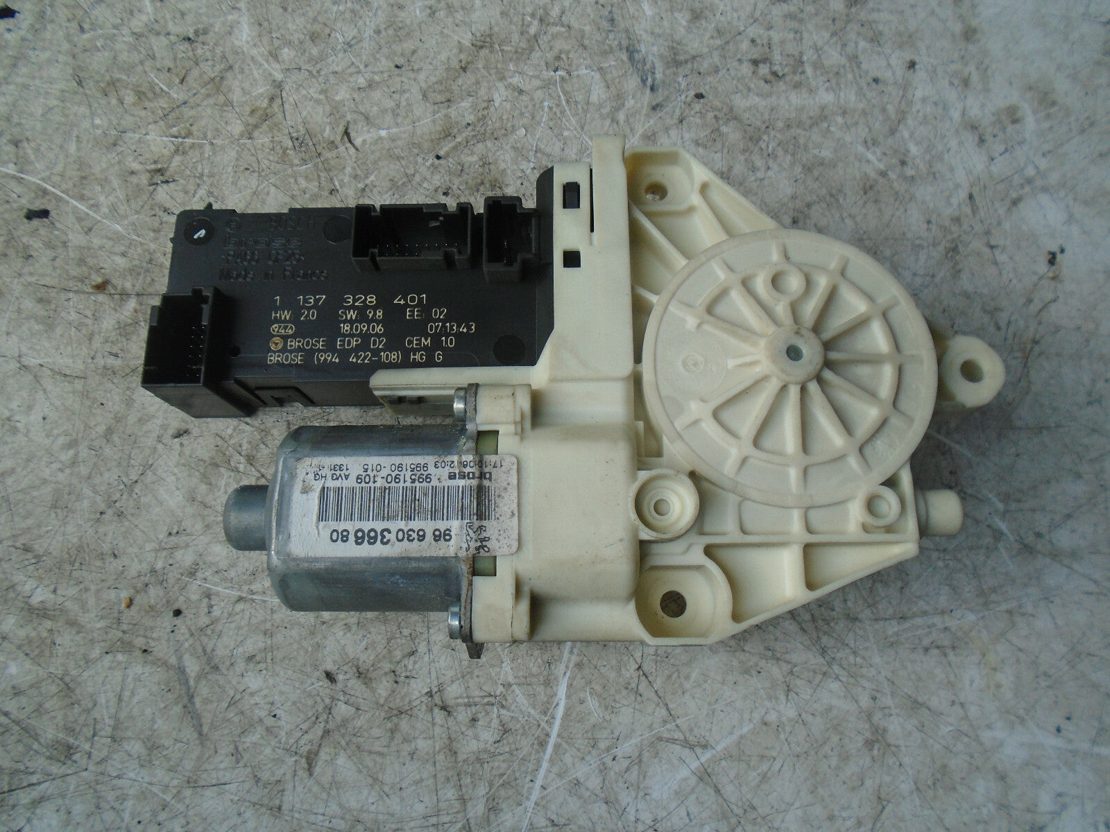 PEUGEOT 407 2006 2.0 DIESEL NS PASSENGER SIDE FRONT WINDOW MOTOR 9663036680
