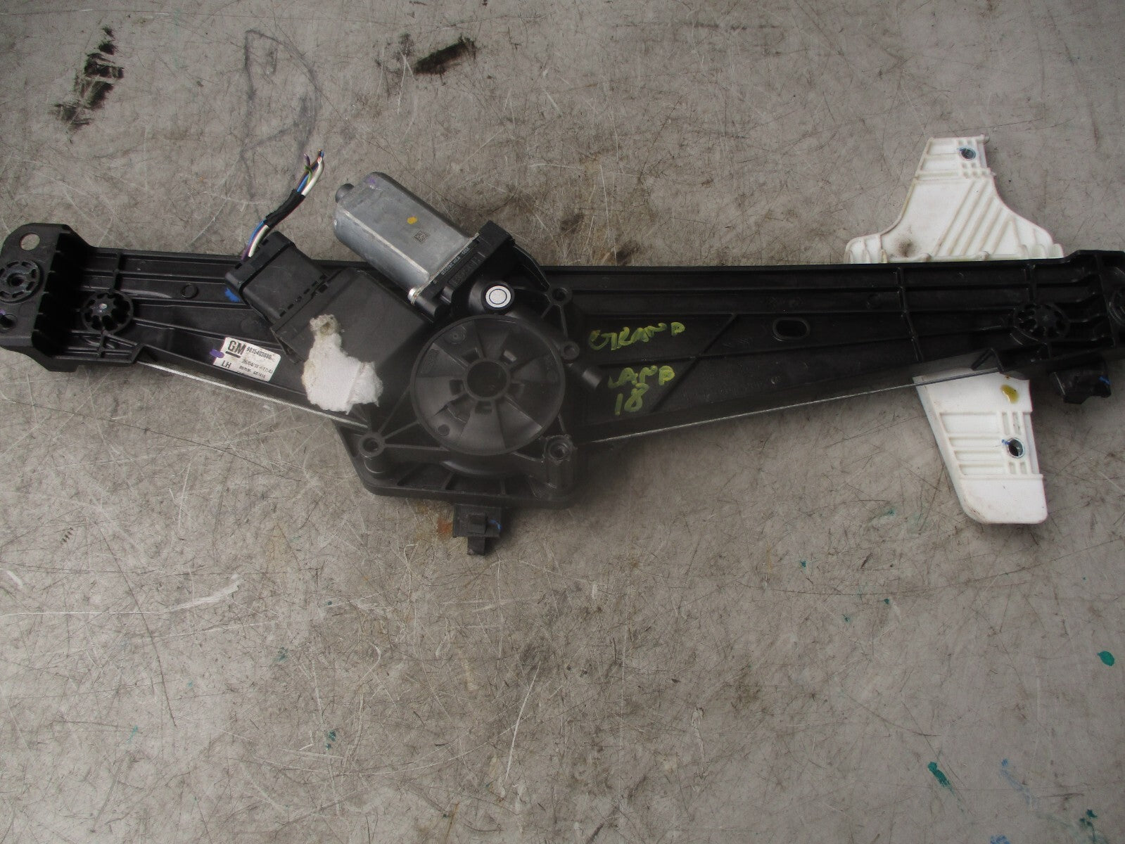 2018 VAUXHALL GRANDLAND X NSR PASSENGER REAR WINDOW MOTOR REGULATOR 9815403880