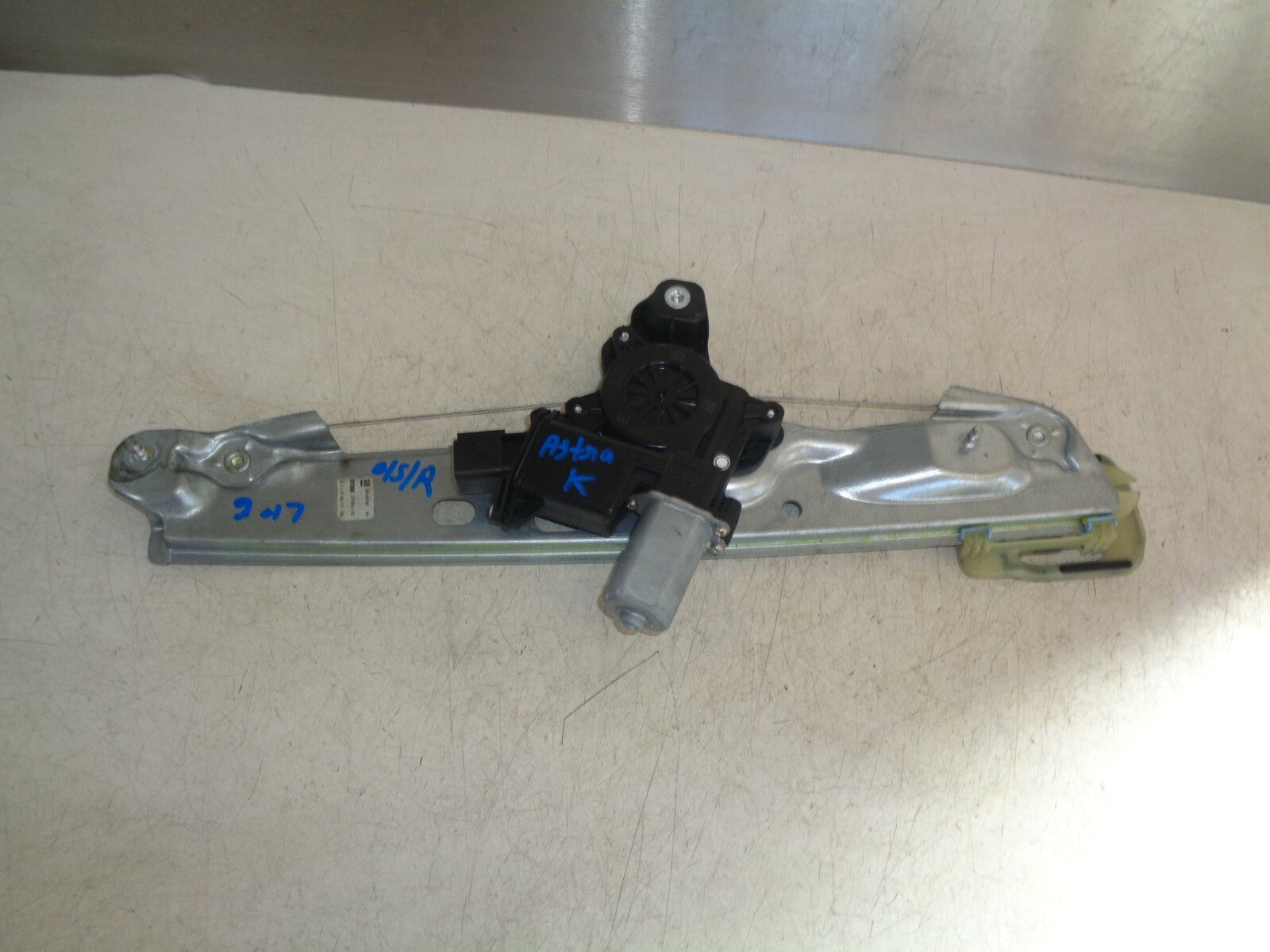 VAUXHALL ASTRA K 2018 OSR DRIVER SIDE REAR WINDOW REGULATOR MOTOR MECHNAISM
