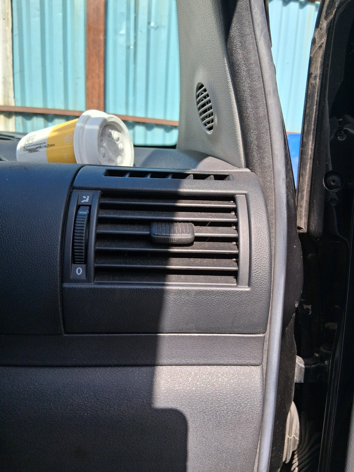 2011 VW VOLKSWAGEN FOX 3 DOOR OSF DRIVER SIDE FRONT RIGHT AIR VENT