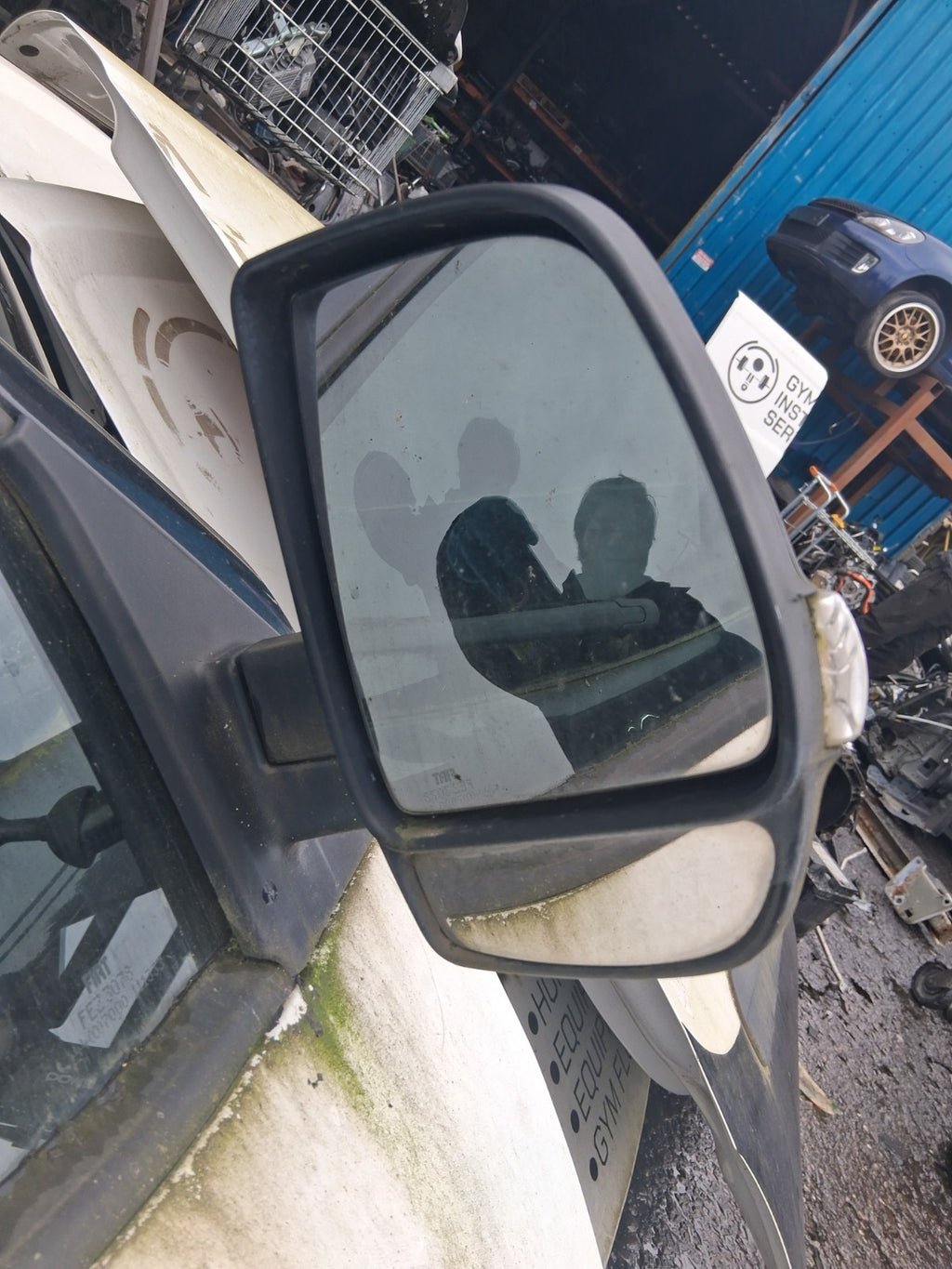 2013 FIAT DOBLO MK2 OSF DRIVER SIDE FRONT RIGHT COMPLETE DOOR WITH WING MIRROR