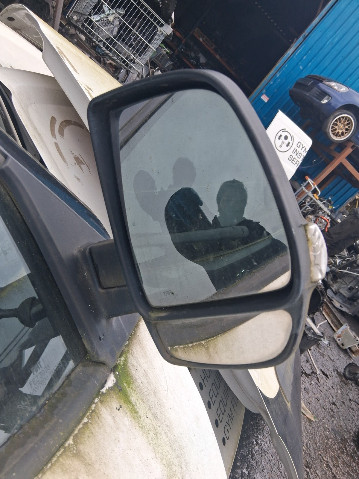 2013 FIAT DOBLO MK2 OSF DRIVER SIDE FRONT RIGHT COMPLETE DOOR WITH WING MIRROR