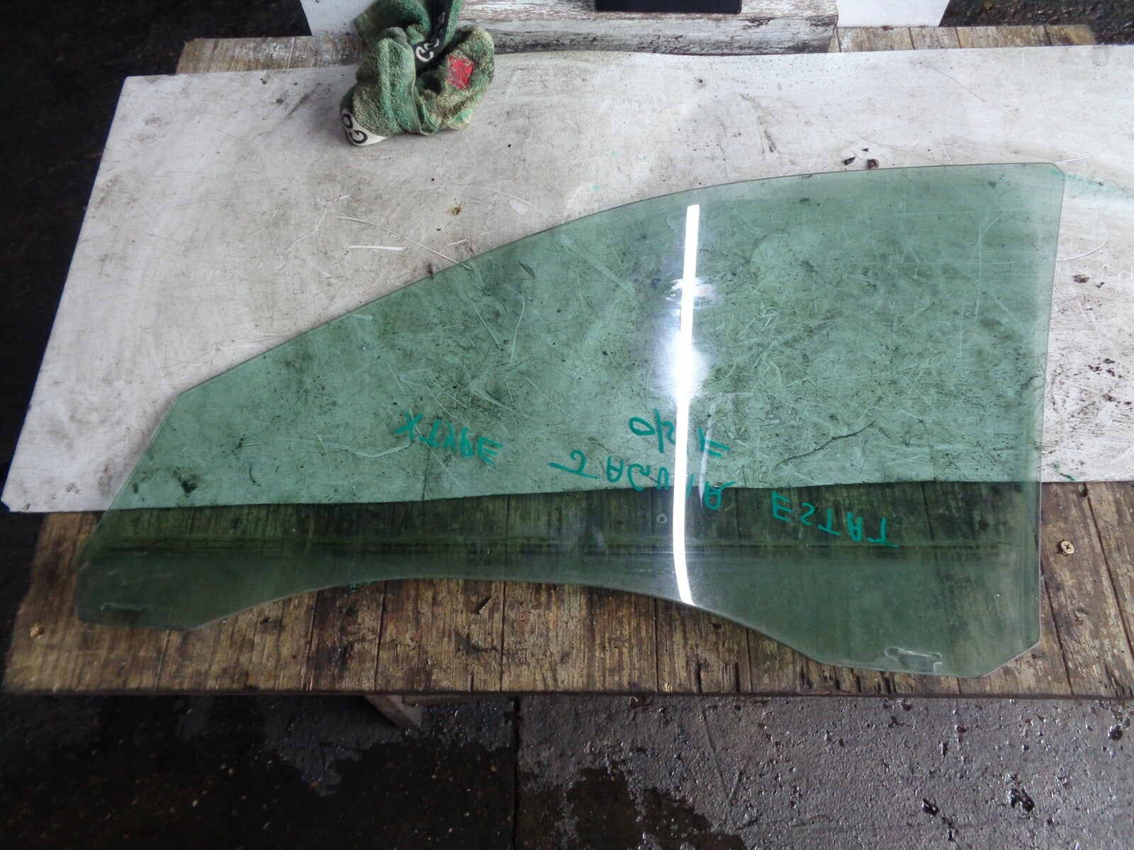 JAGUAR X TYPE 2007 ESTATE OFF DRIVER SIDE FRONT DOOR GLASS