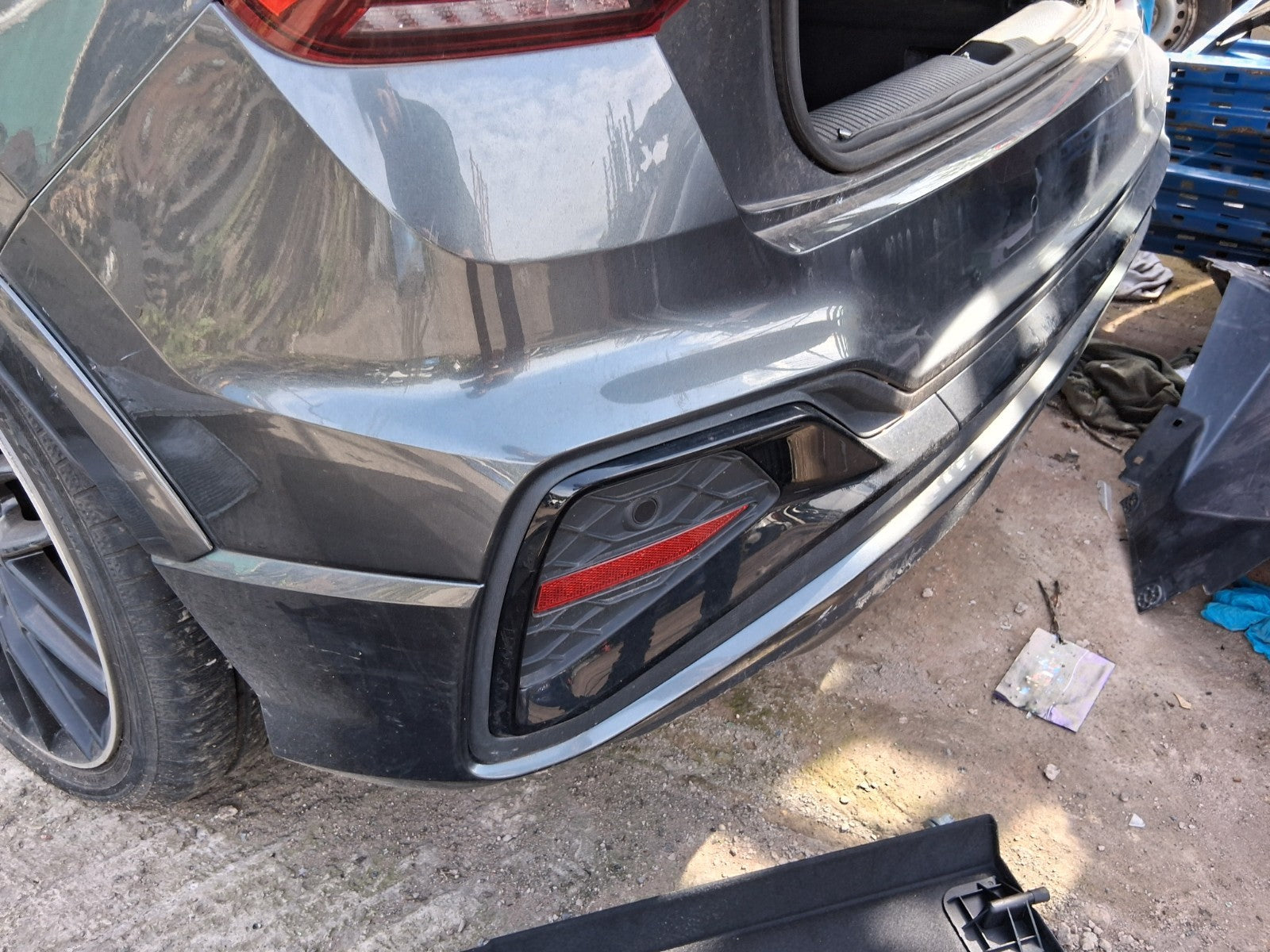 2021 AUDI Q2 MK1 FACELIFT COMPLETE REAR BUMPER WITH PDC SENSORS GREY