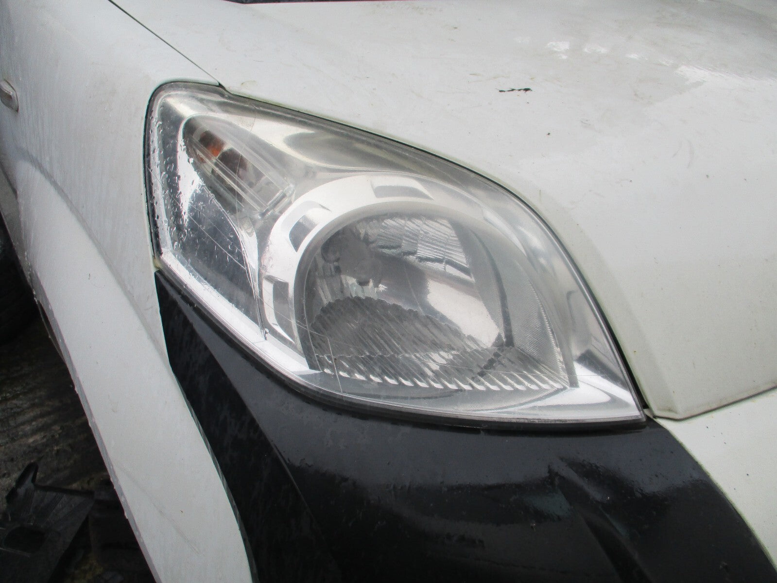 2015 PEUGEOT BIPPER MK1 OSF DRIVER SIDE FRONT HEADLIGHT HEADLAMP