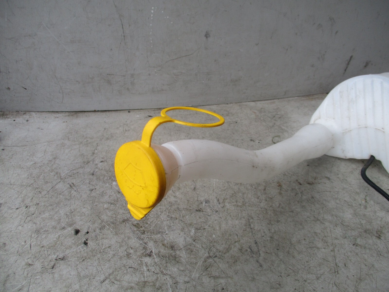 2023 RENAULT MASTER WASHER BOTTLE TANK FLUID 289101394R