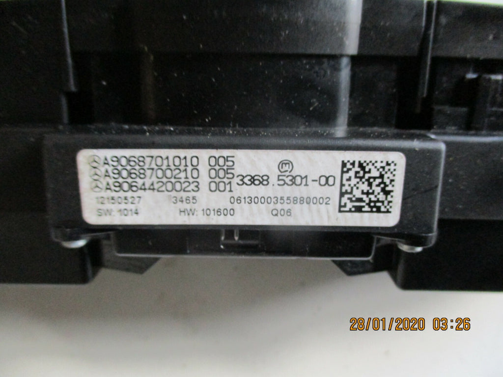 MERCEDES SPRINTER W906 2013 MK2 HAZARD LIGHT SWITCHES PANEL A9068701010