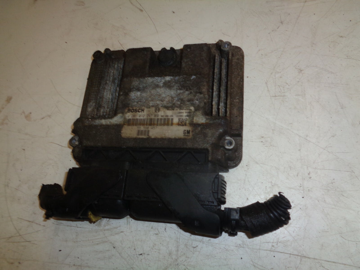 SAAB 9-3 93 2006 MK2 1.9 TDI DIESEL ENGINE ECU CONTROL MODULE UNIT 55558457